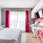 Grammont 4 * Tours