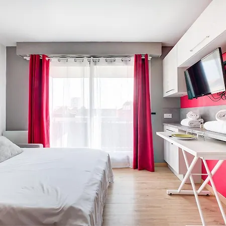 Grammont 4 * Tours