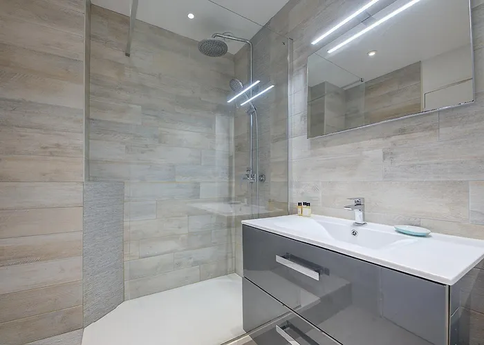 Grammont 4 Апартаменты Тур